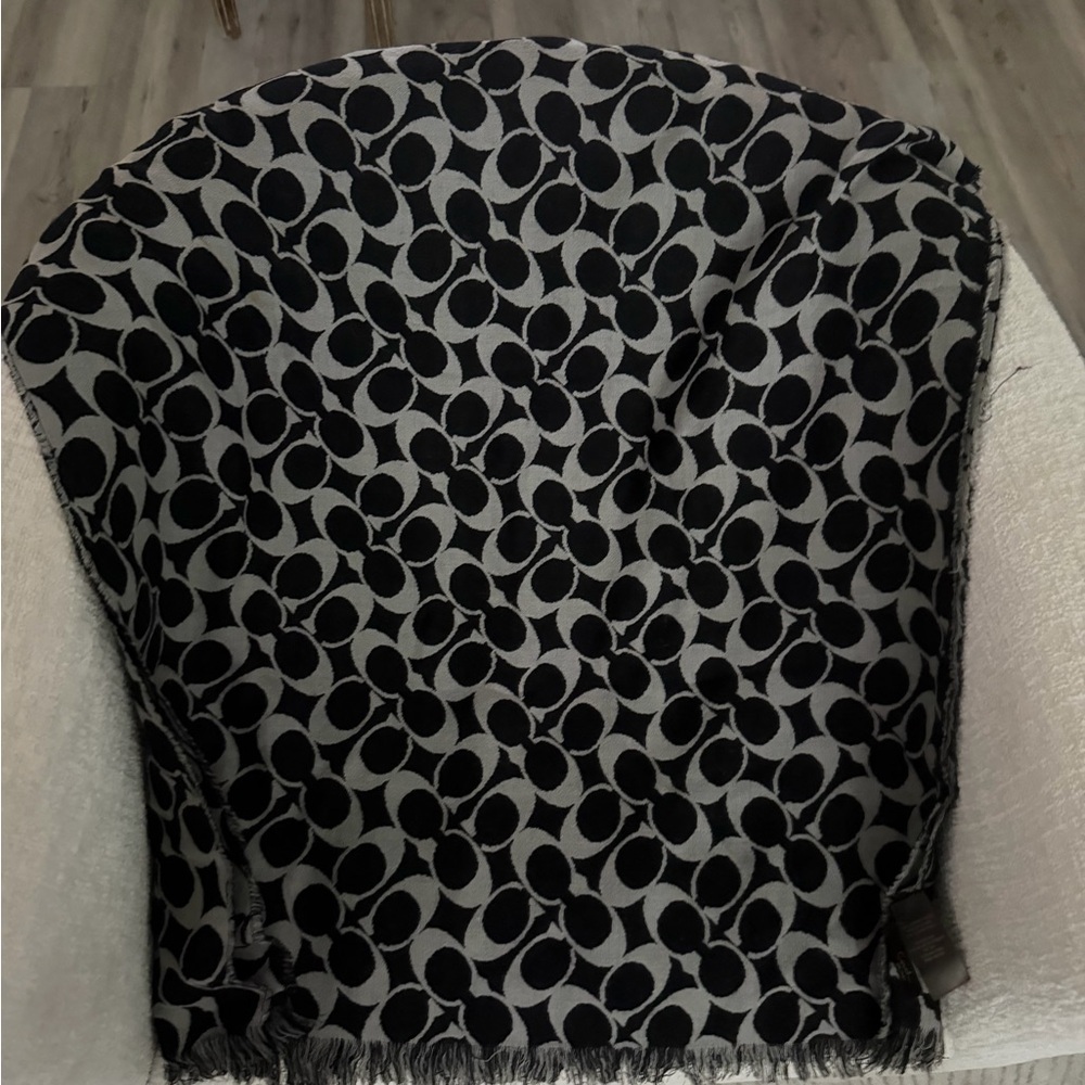 Coach Black and Gray Signature Scarf